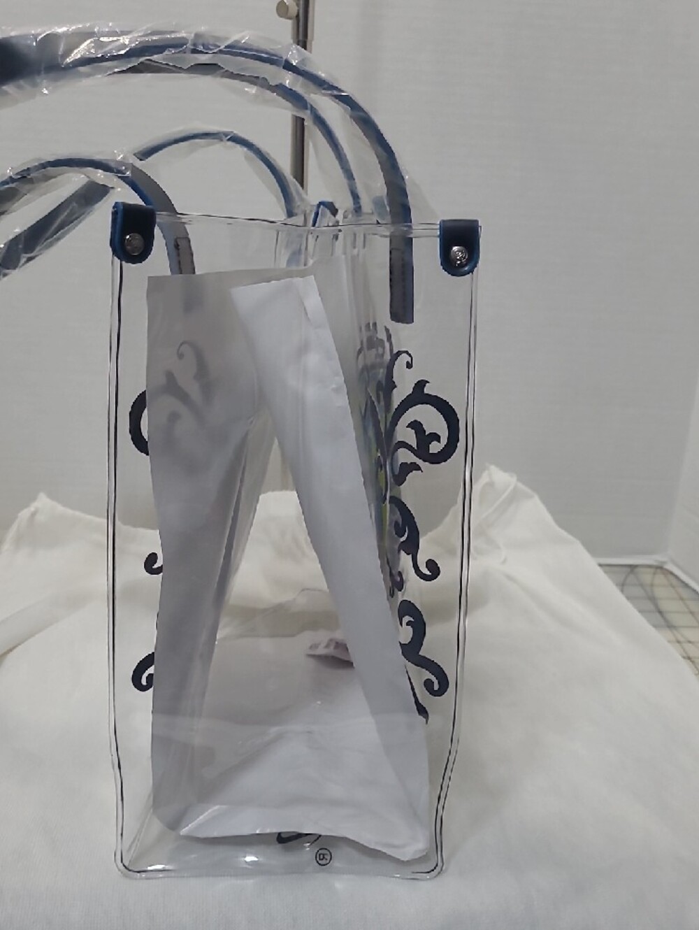 Brighton Clear Tote with Navy Handles and Multicolor Heart Motif - Picture 3 of 4